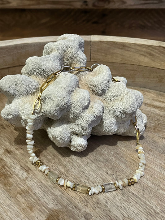 Collier perles coquillage